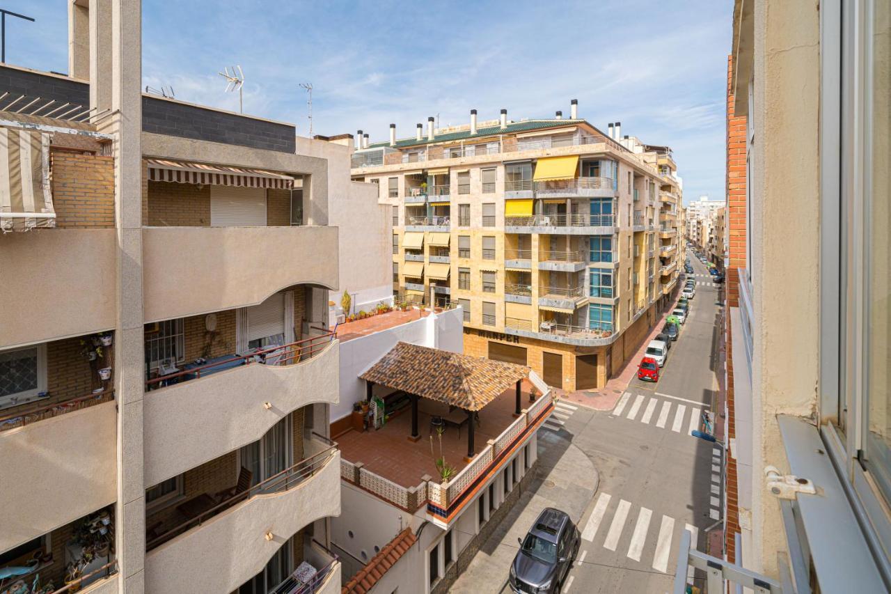Casa Terra: Apartment 50 Meters From The Beach Torrevieja Exterior foto